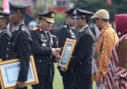 Maknai-HUT-ke-81-RI,-Polda-Jatim-Tekankan-Pelayanan-Terbaik-untuk-Masyarakat